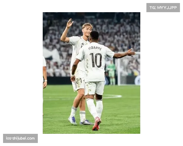 姆巴佩10月三战三球，蝉联西甲最佳球员殊荣引发关注